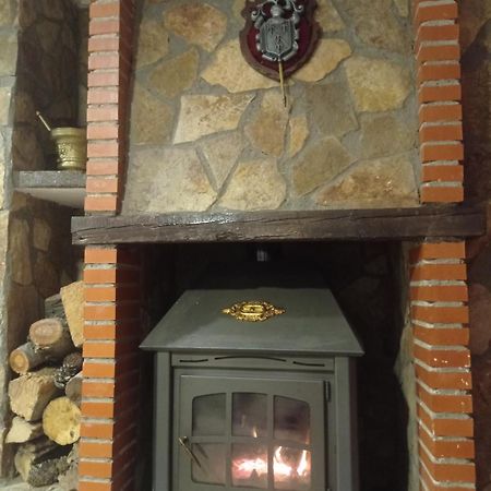 Hostal Canamares Bagian luar foto