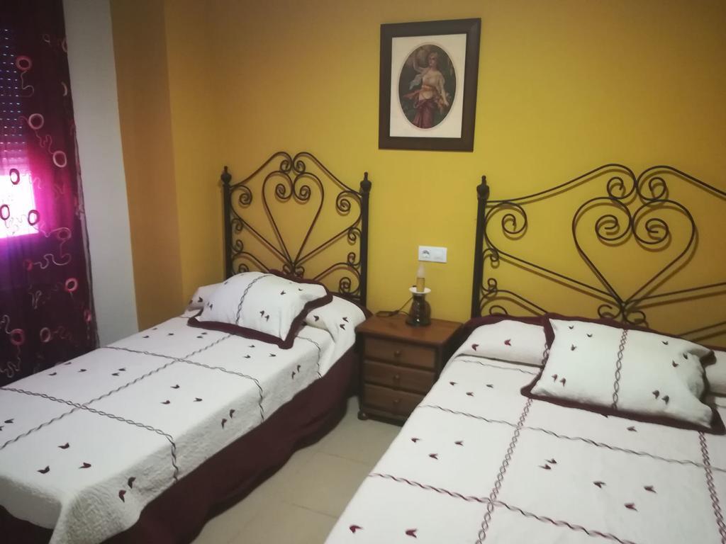 Hostal Canamares Bagian luar foto