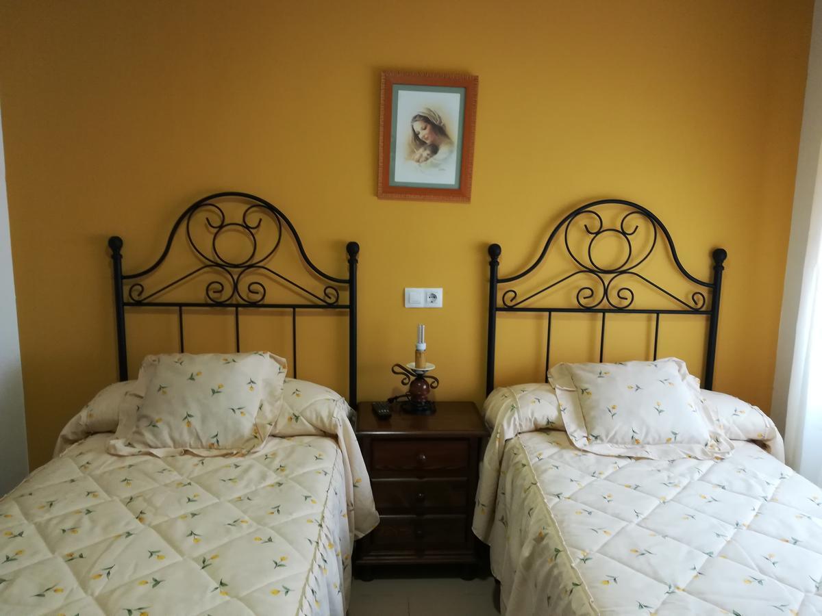 Hostal Canamares Bagian luar foto